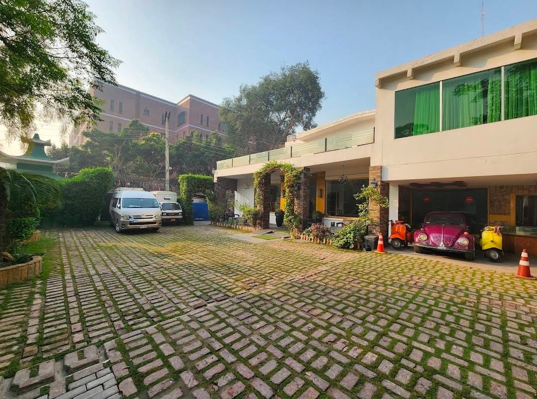 Lawrence View Hotel, Lahore