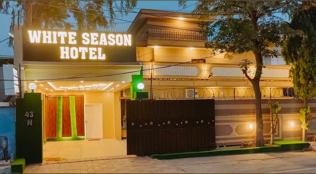 Hotel White Season Gulberg