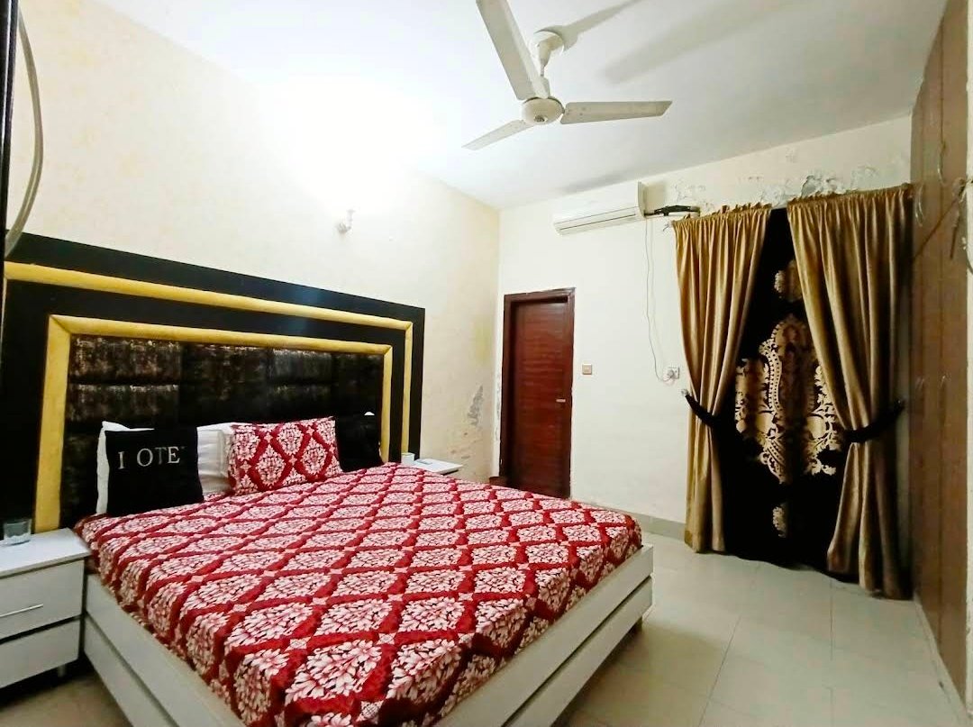 Hotel inn Royal Blue Lahore