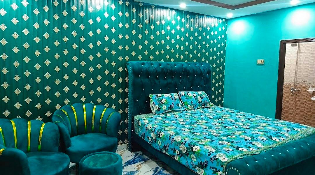 Lakshmi Hotel Lahore