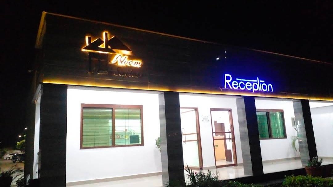 Bloom Family Suites