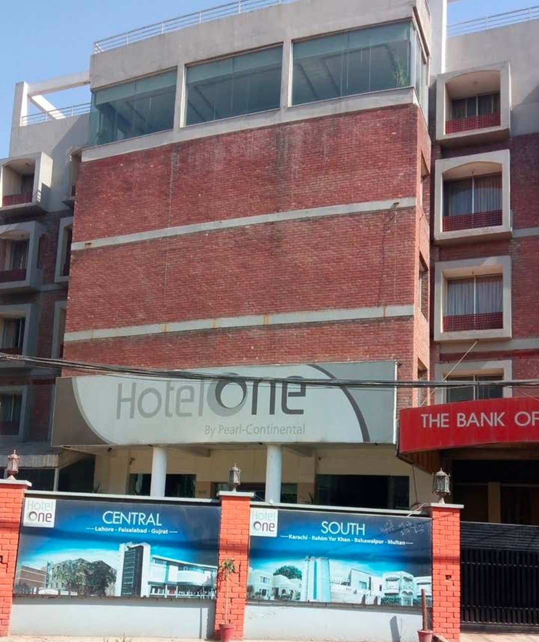 Hotel One Down Town