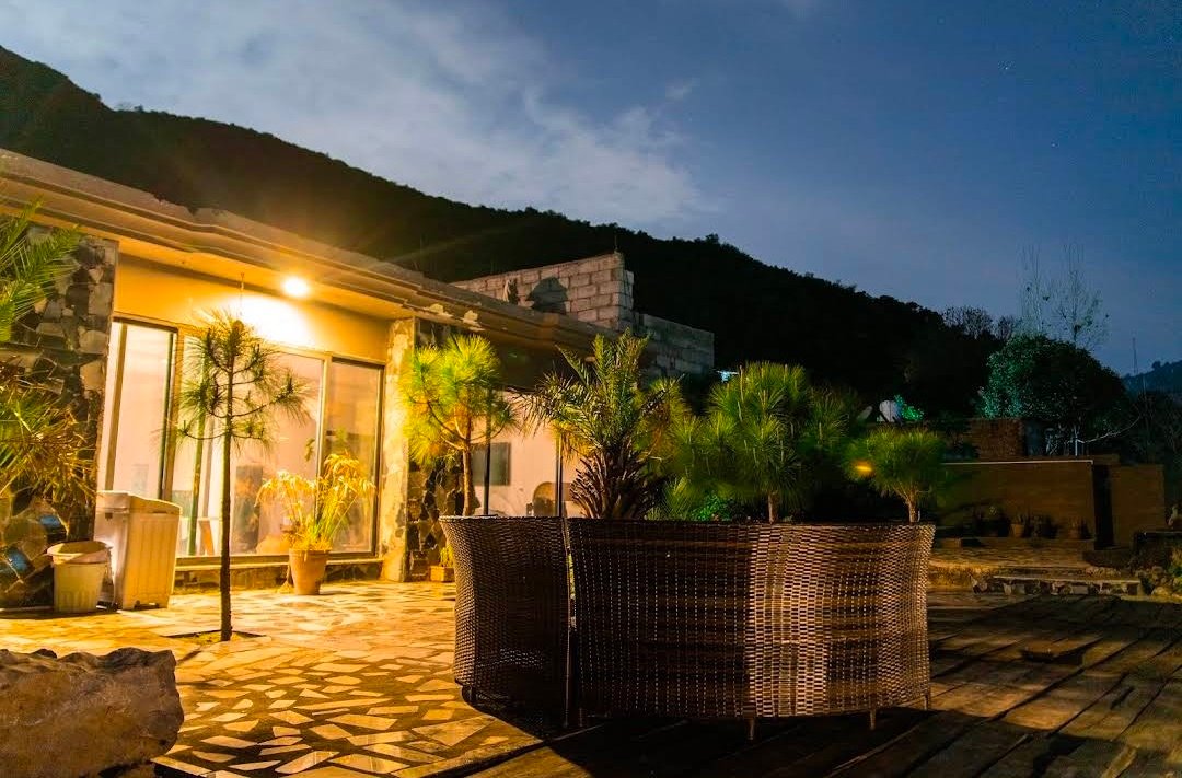 Islamabad Hill Hotel and Cafe