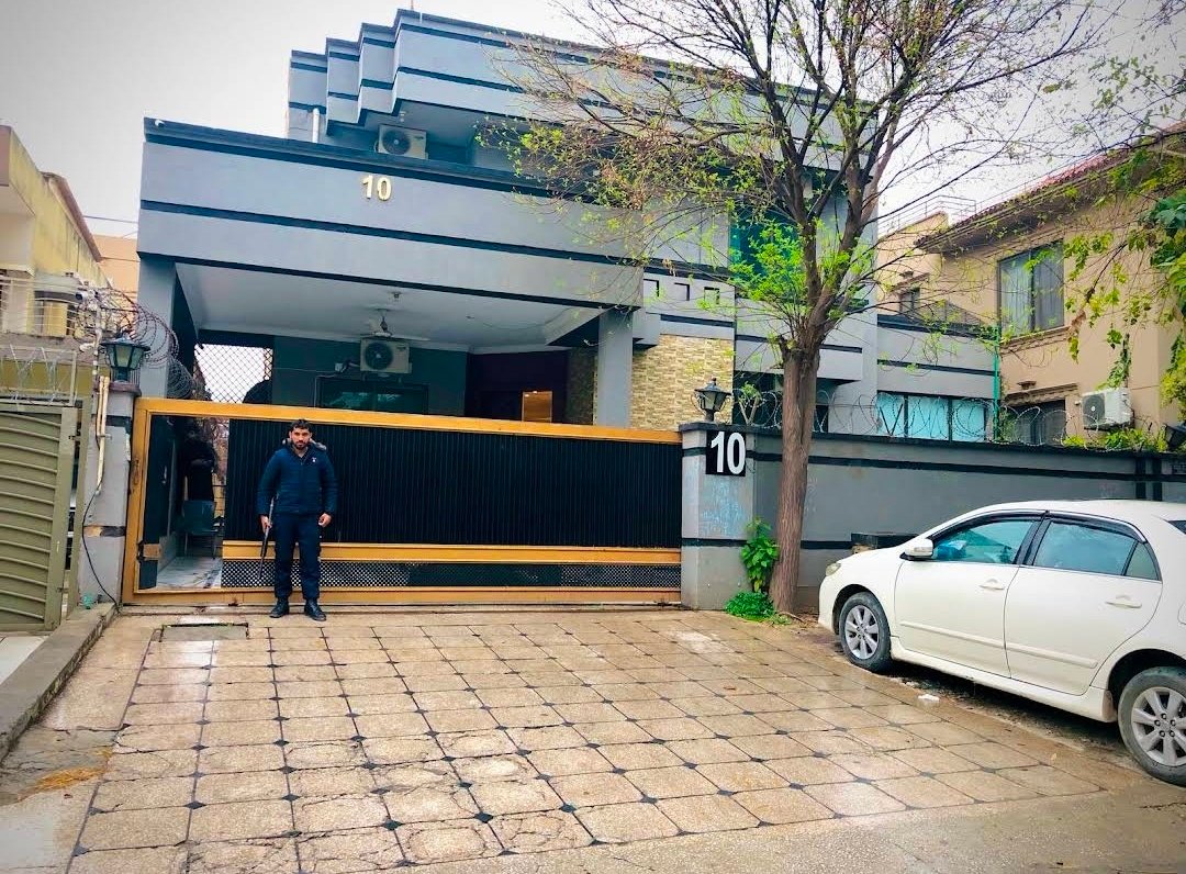 Hayat Grand Guest House