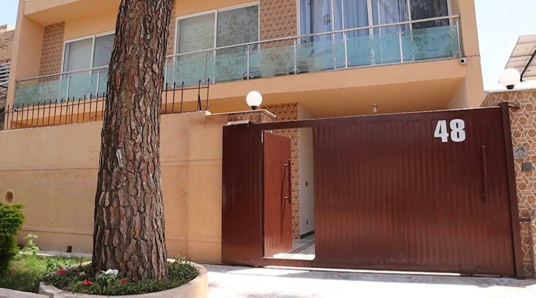 Signature Lodge