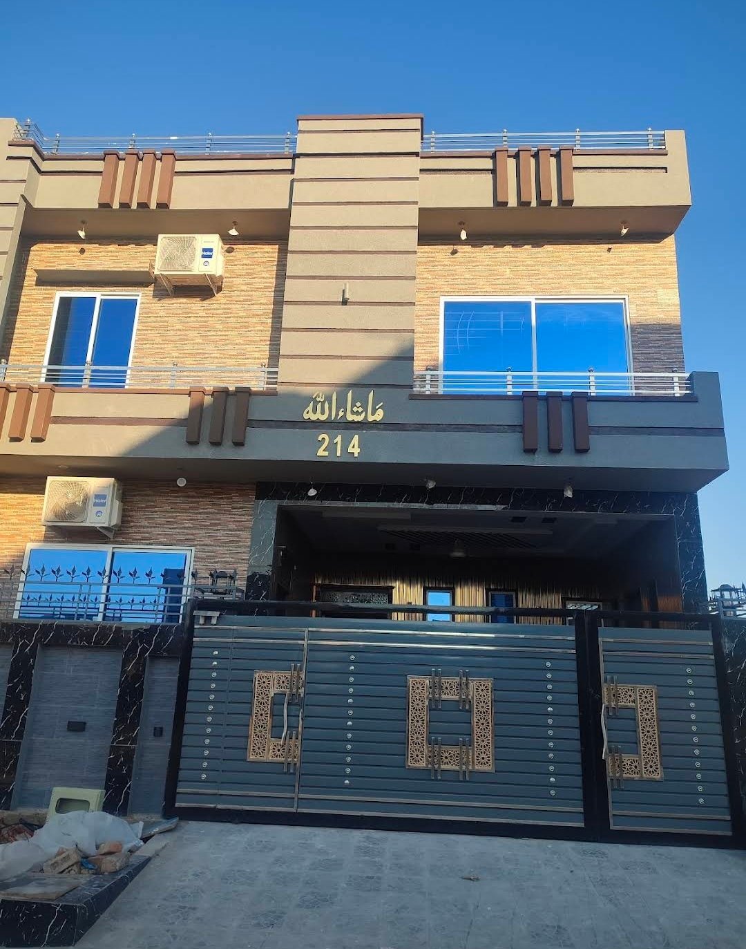 Lavish Residency Guest House