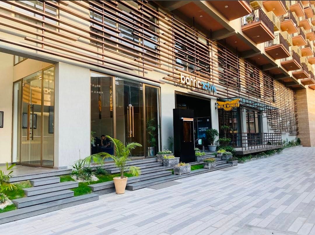 Holidazzle Serviced Apartments and Suites