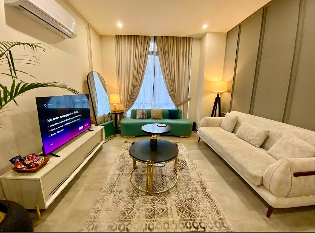 SuperHost Apartments