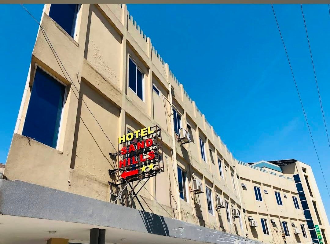 HOTEL Sand Hills