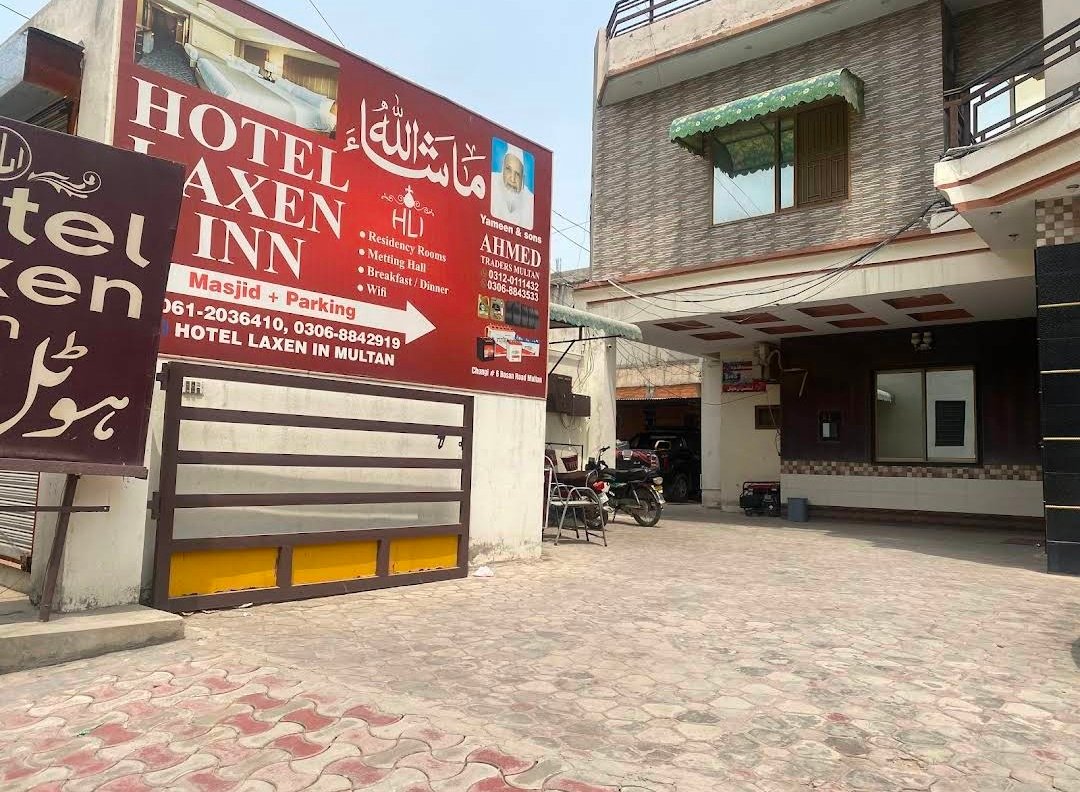 Hotels Laxen Inn Multan