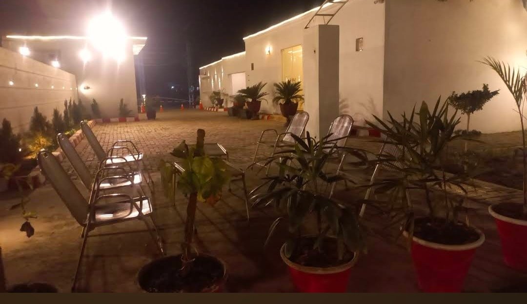 Royal Luxury Hotel Multan