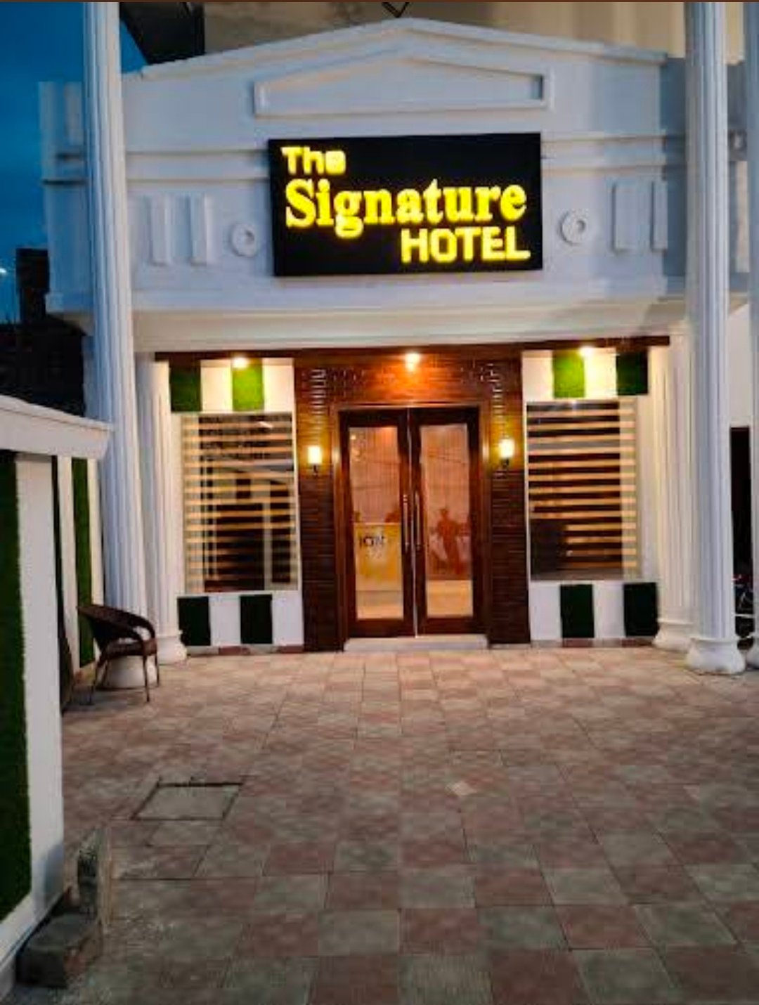 The Signature Hotel Multan