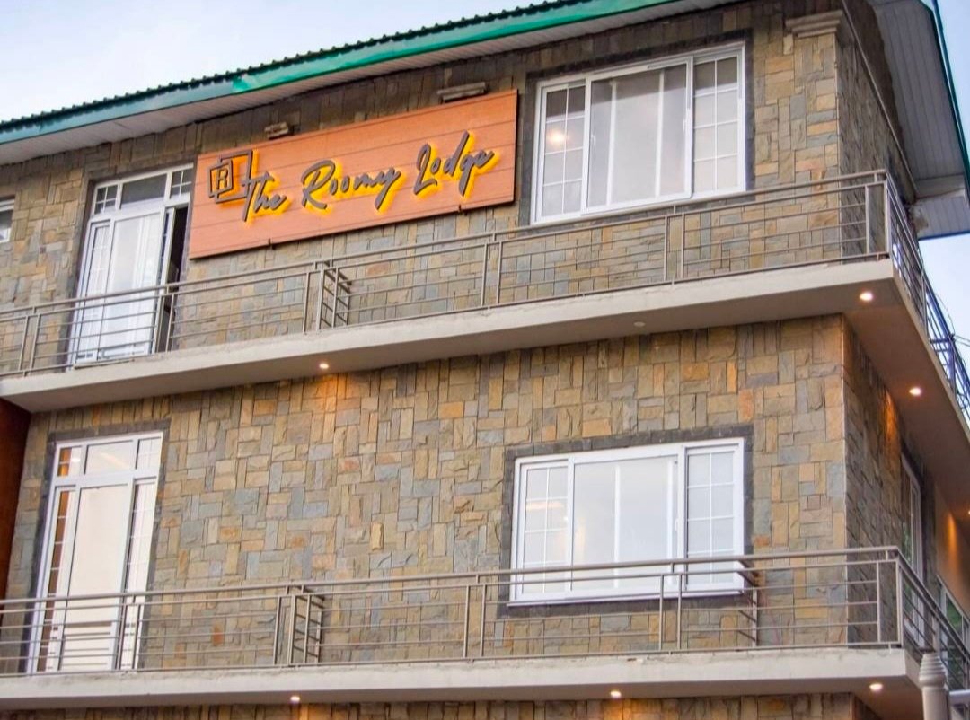 The Roomy Lodge Murree