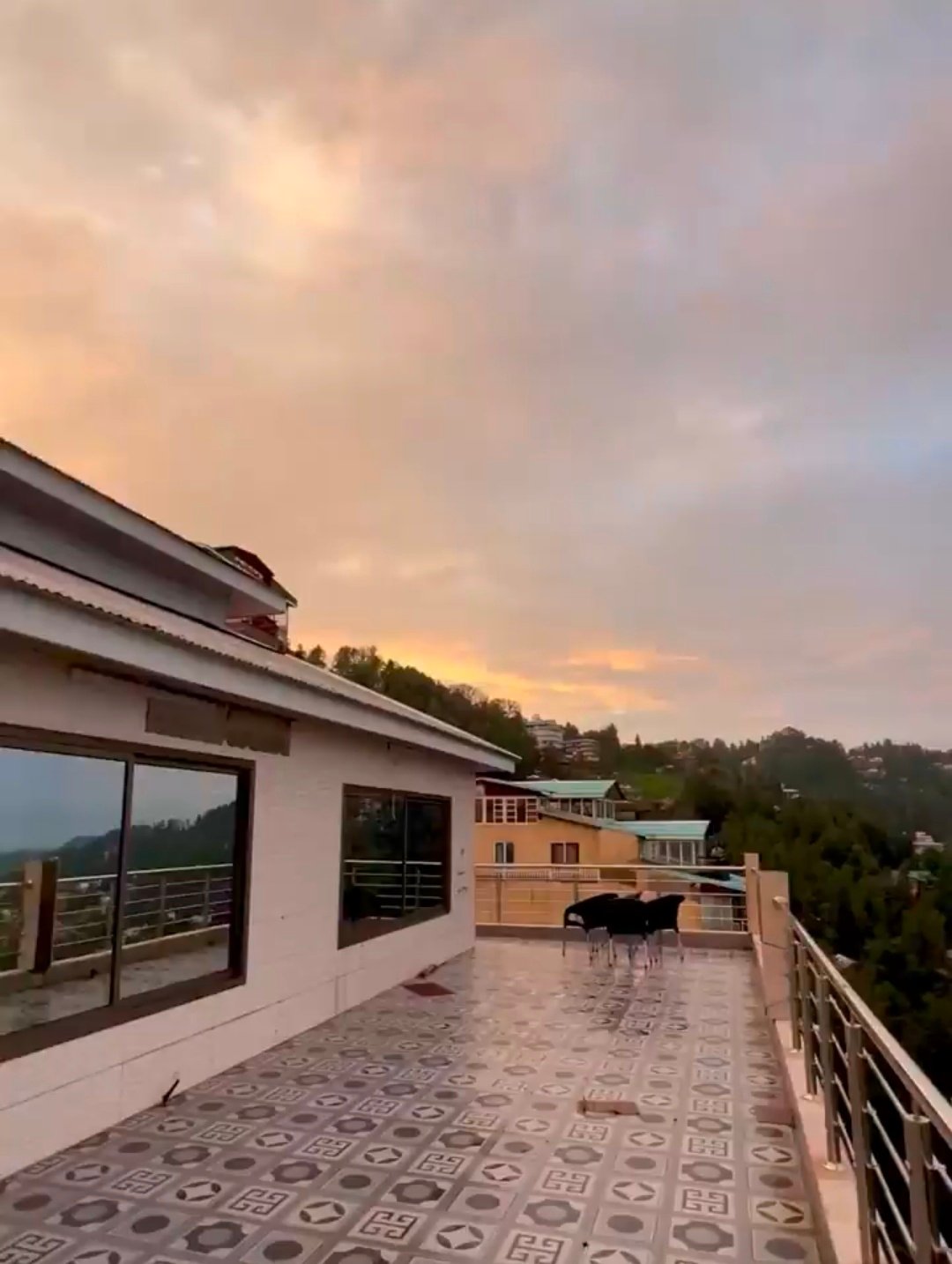 Sunny Horizon