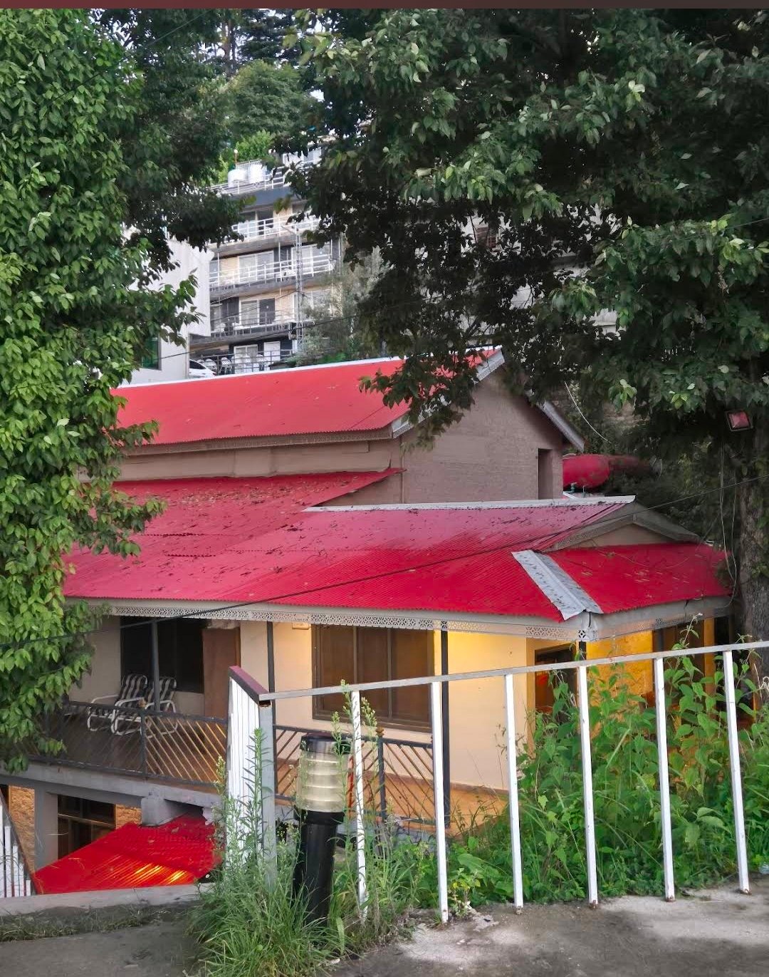 Hotel East View