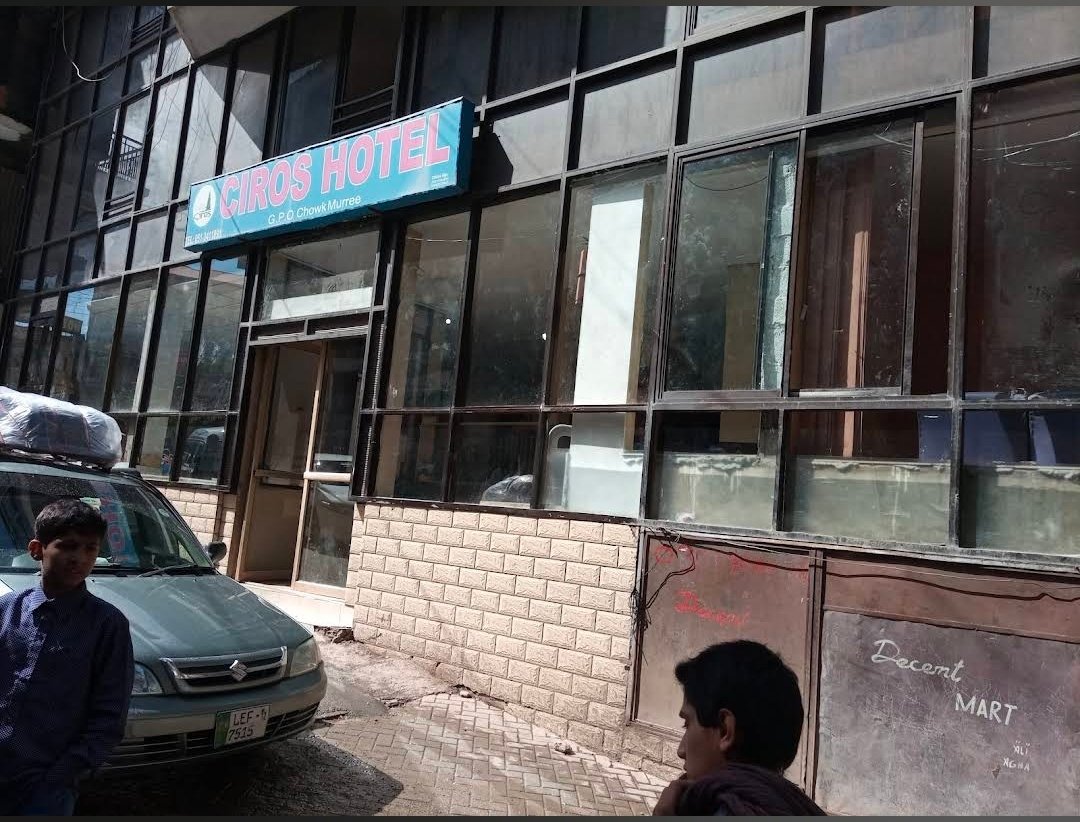 Cirose Hotel