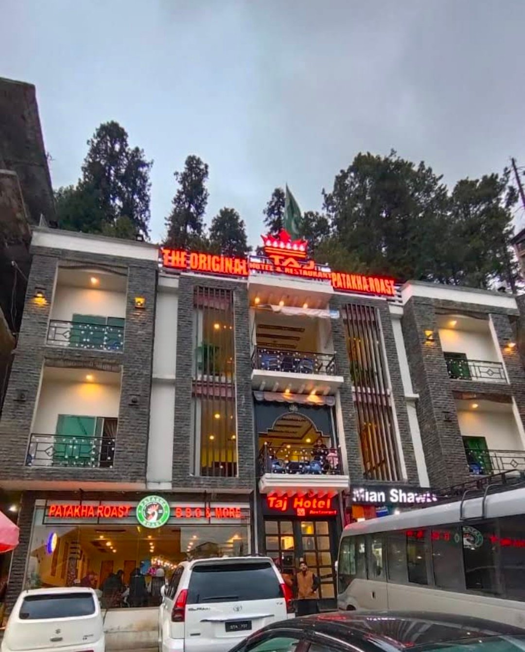Taj Hotel and Restaurant