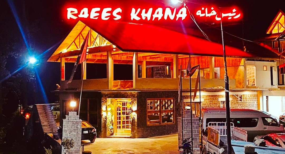 Raees Khana Hotel