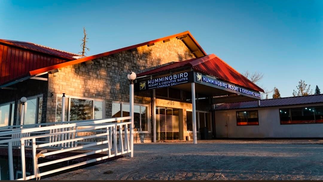 Hummingbird Resort and Executive Suites