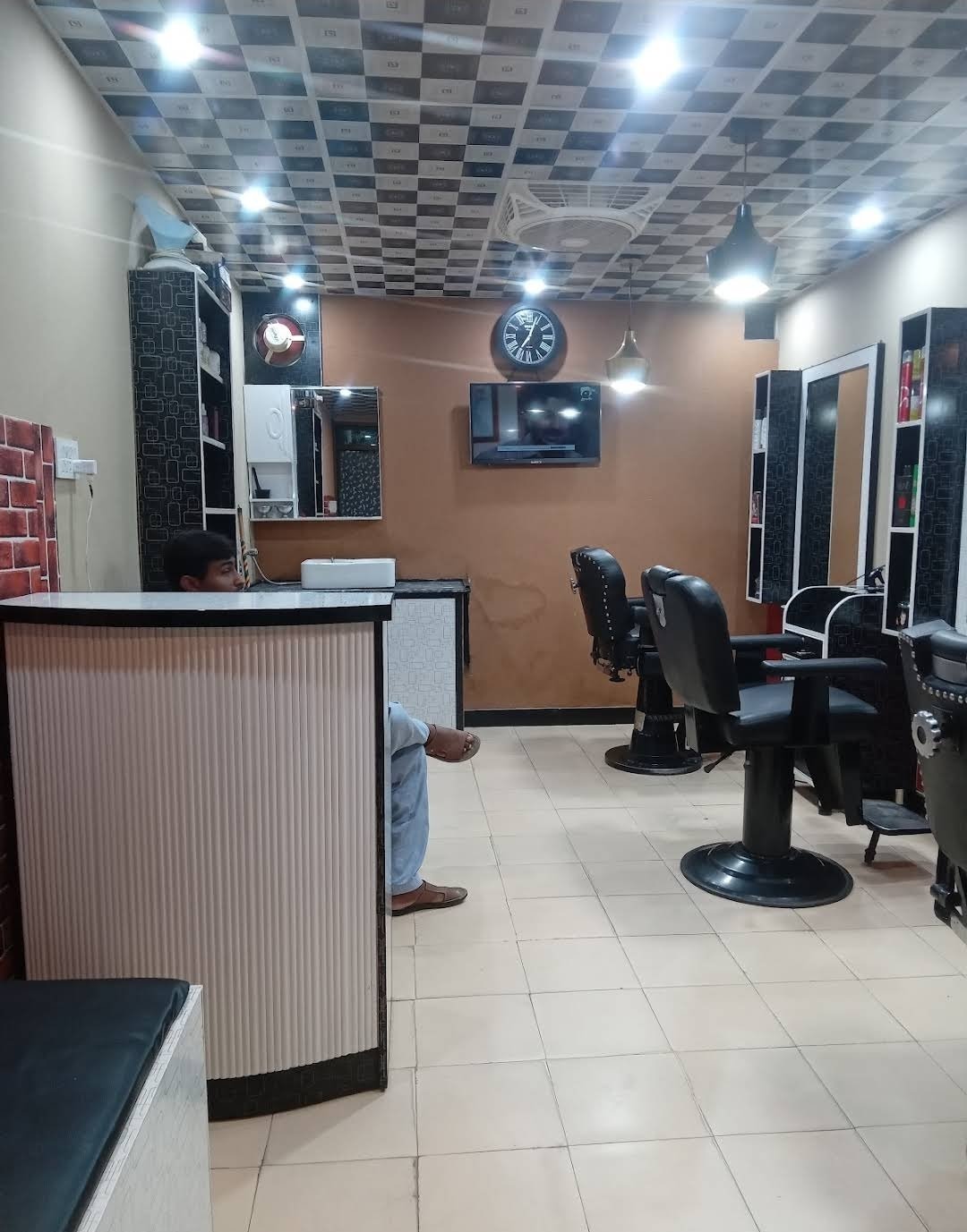 89 hair salon