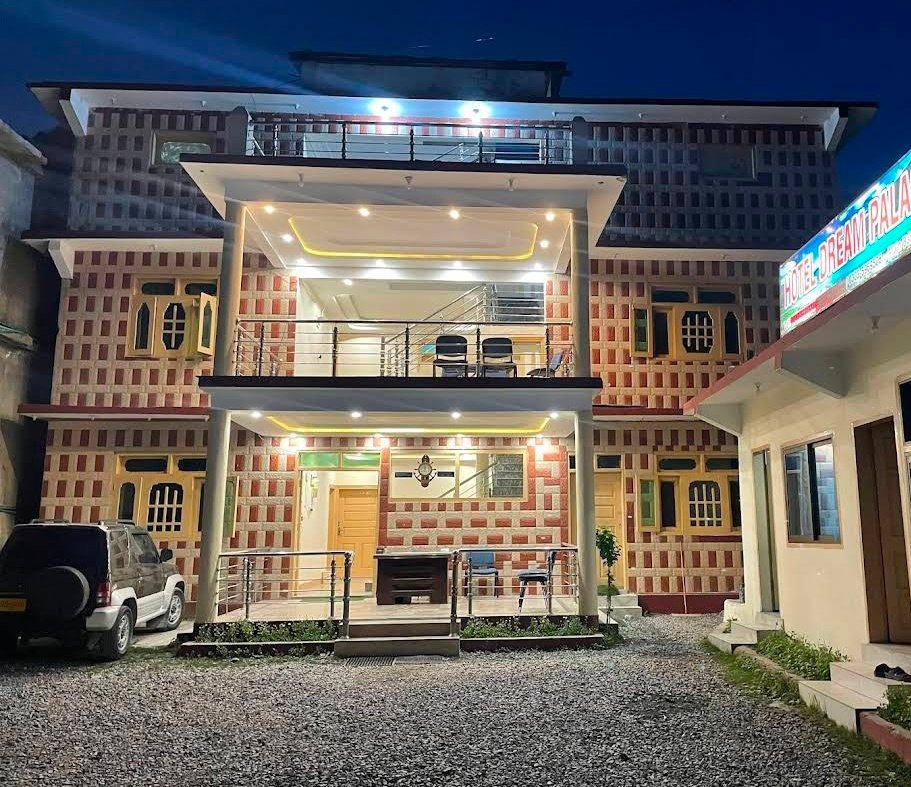 Dream Palace Naran