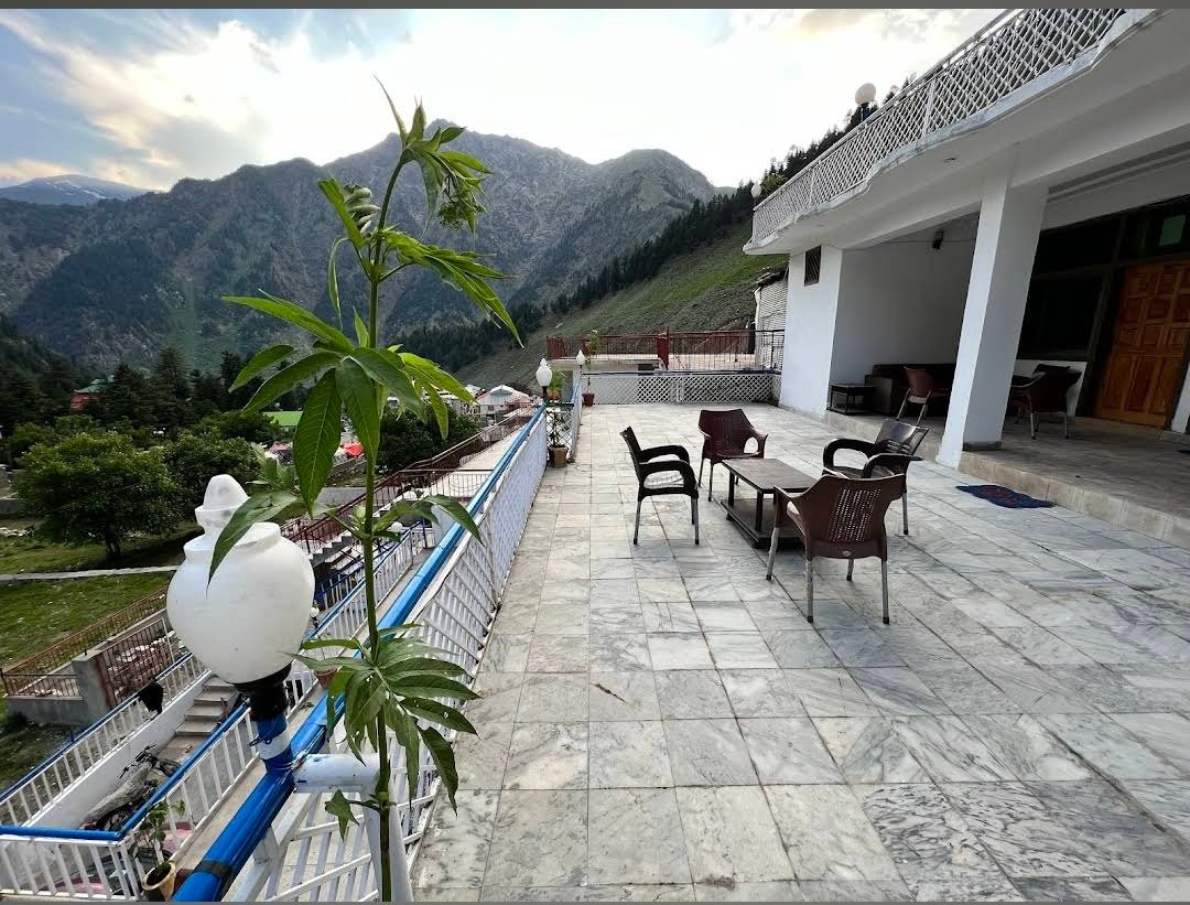Sunrise Valley Hotel