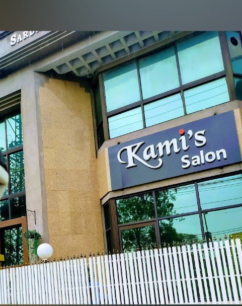Kamis Salon