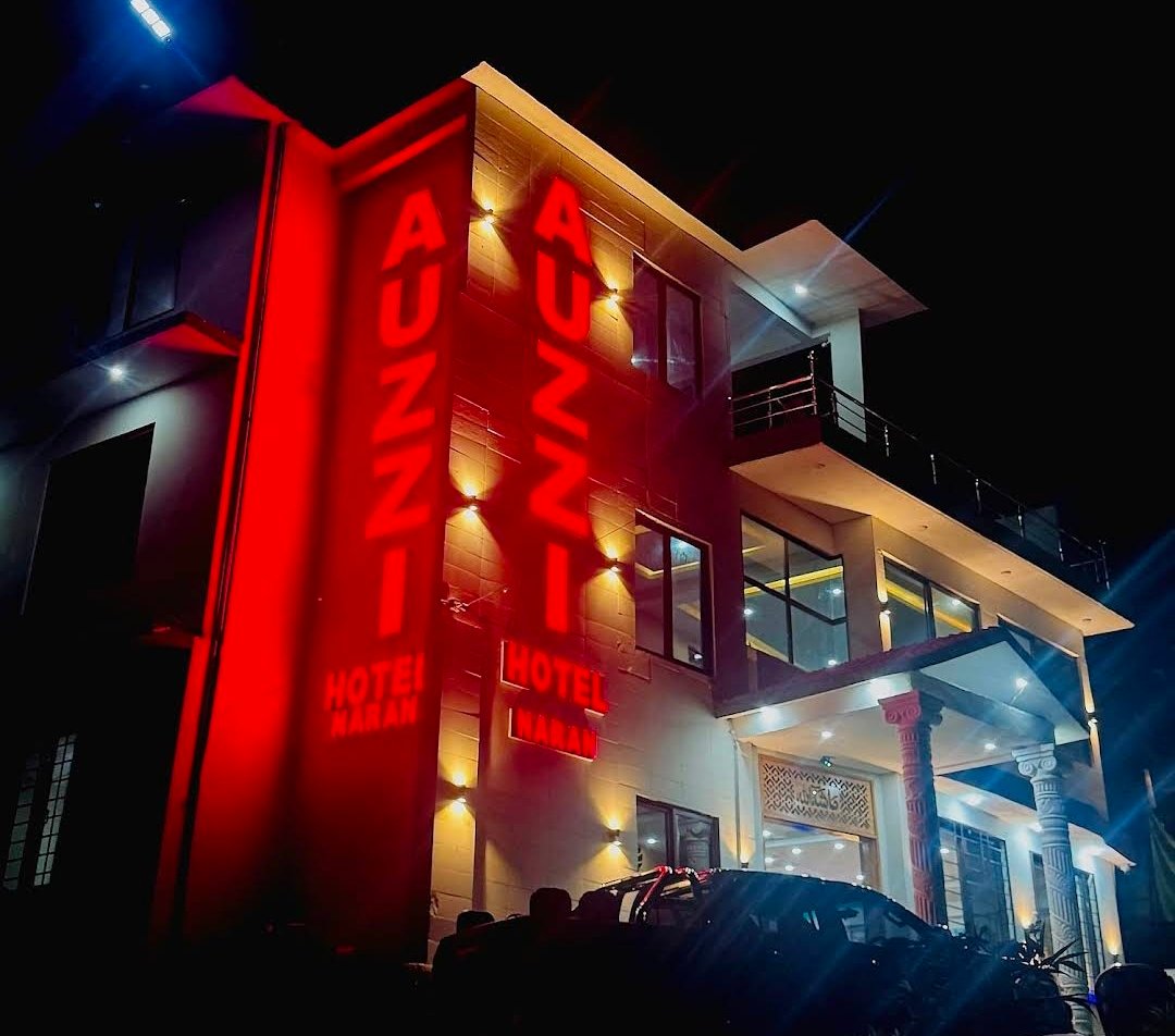 Auzzi Hotel Naran