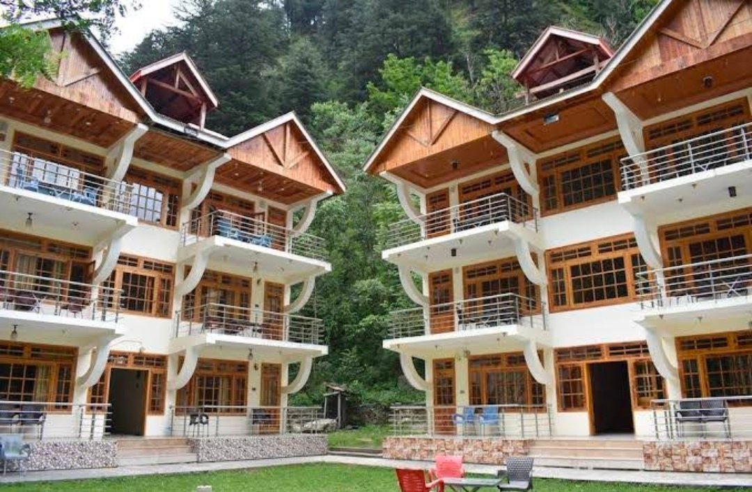 Heaven Rose Hotel and Restaurant New