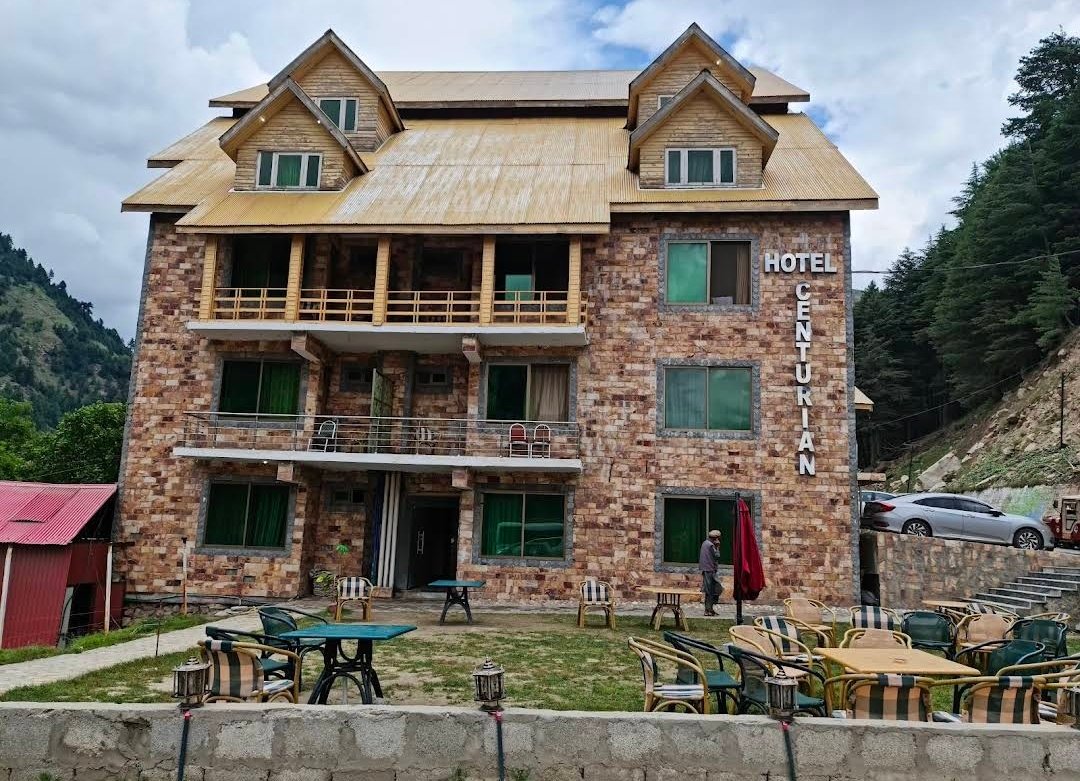Centurian Hotel Naran