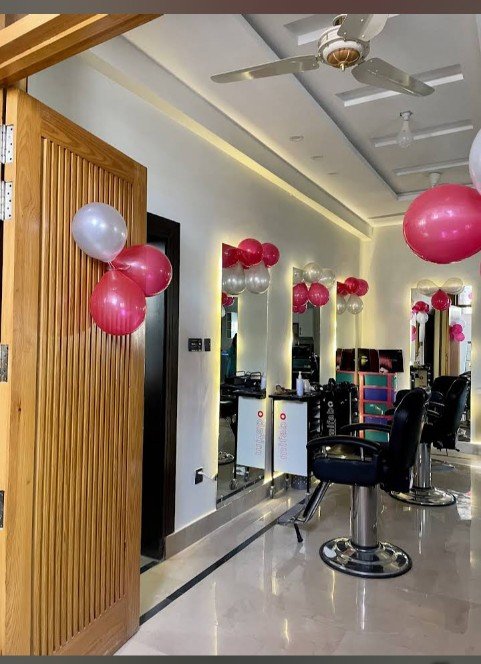 Amys Spa and Salon