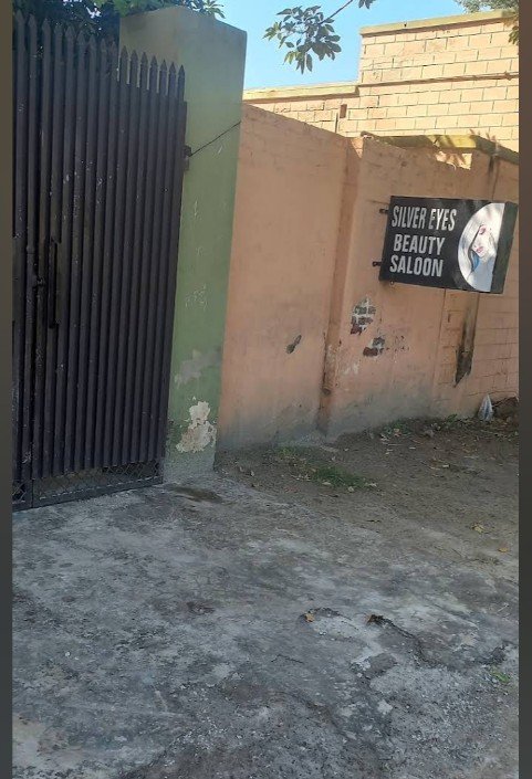 Silver eyes beauty salon