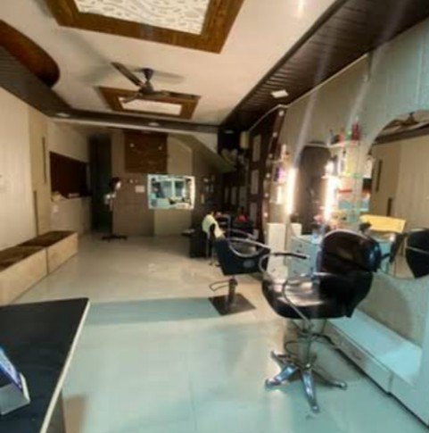 Fozia Parlour Jansi Mohala