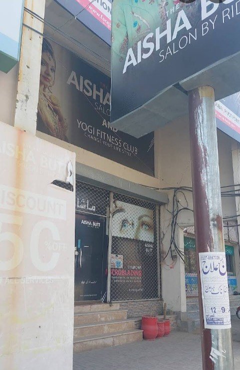 Aisha Butt Salon by Ridaz