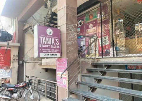 Tanias Beauty Salon and Parlor hydra facial