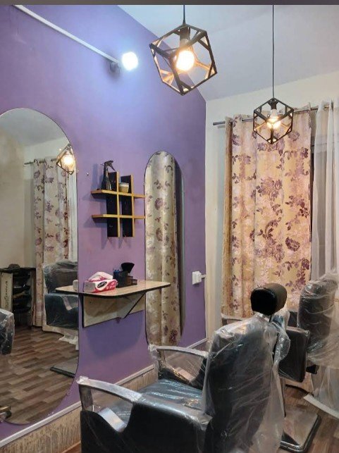 The Fashion Forward beauty Salon and training center