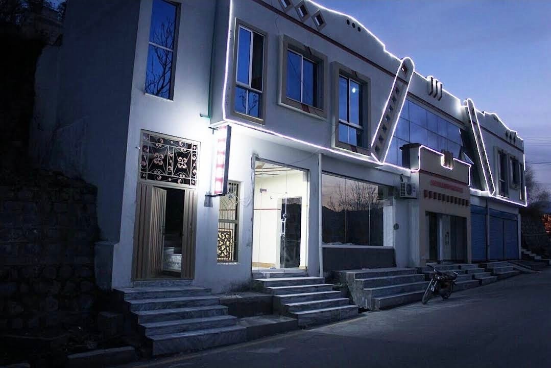 Pak Kashmir Hotel and Restaurant