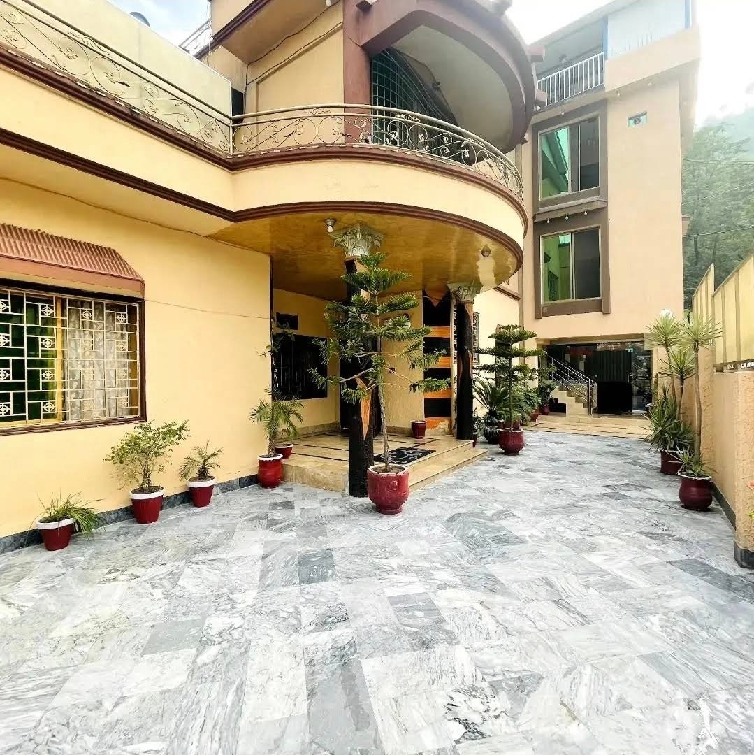 The Lodge Guest House Muzaffarabad