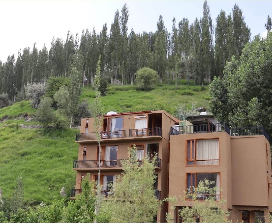 Hotel Hunza Story