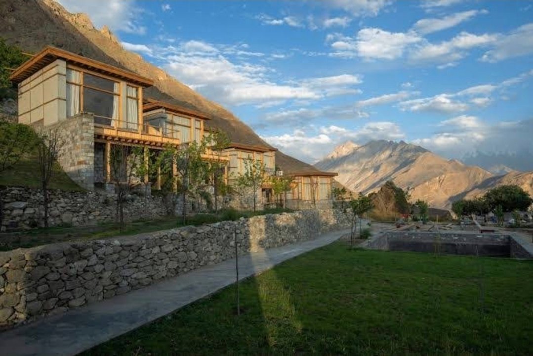 THE RIHLA HUNZA