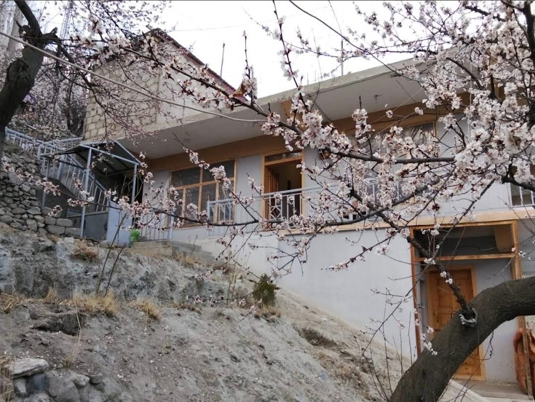 Hunza Baithak