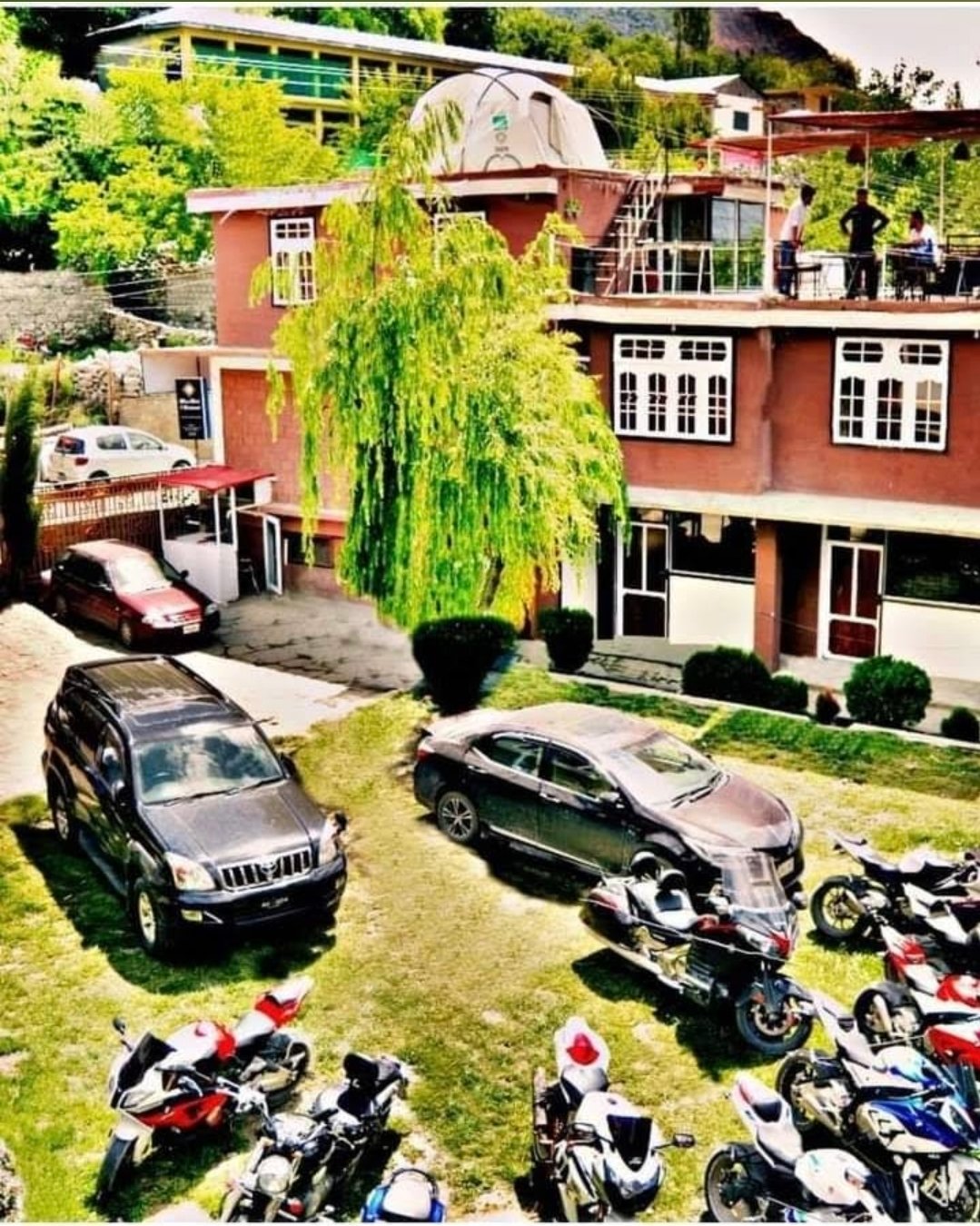 Mirza Hotel and Restaurant