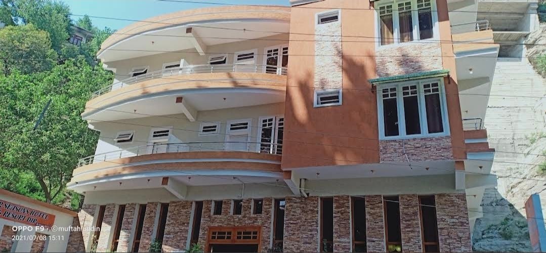 Aabshar Hotel