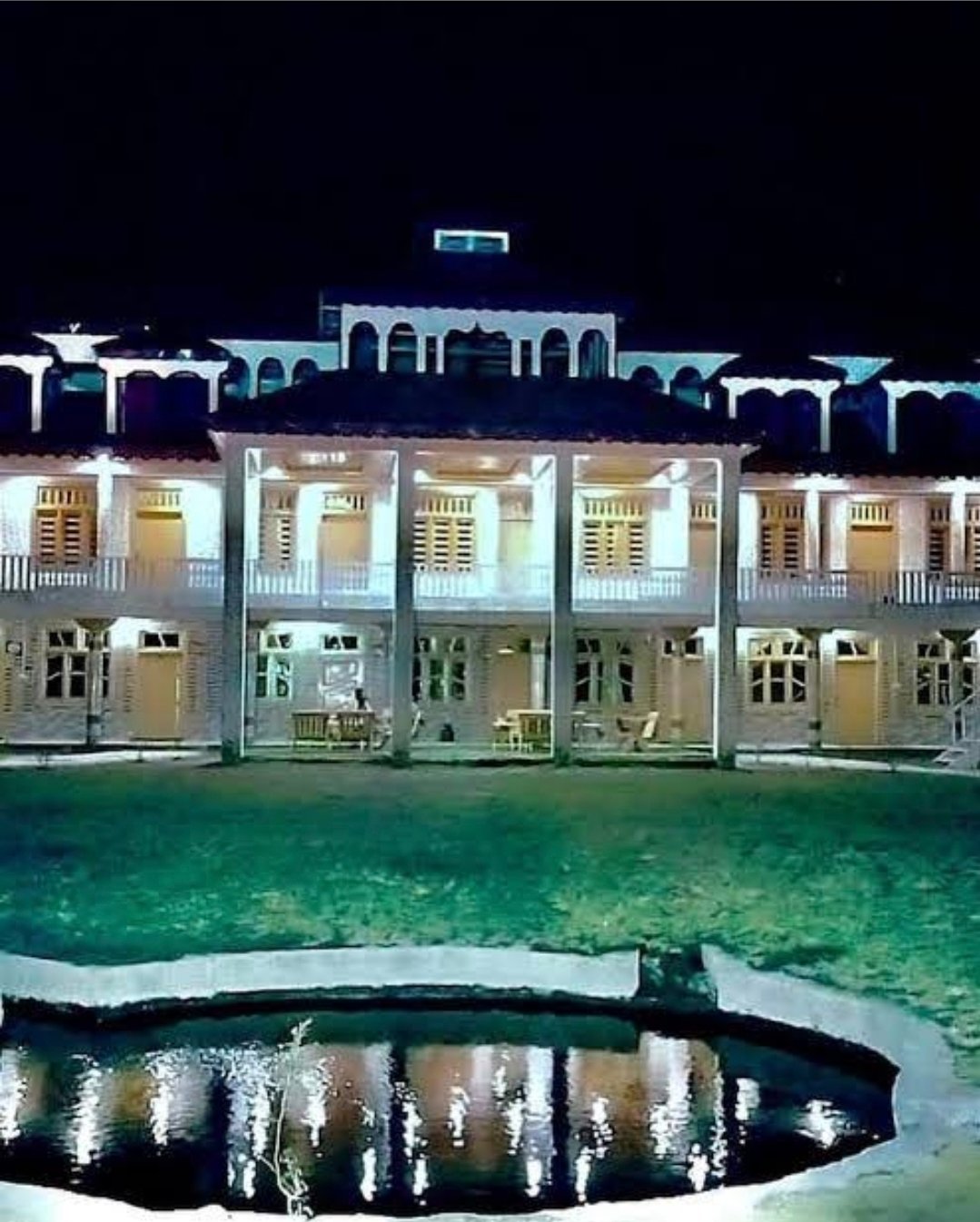 Royal Lushy Resort