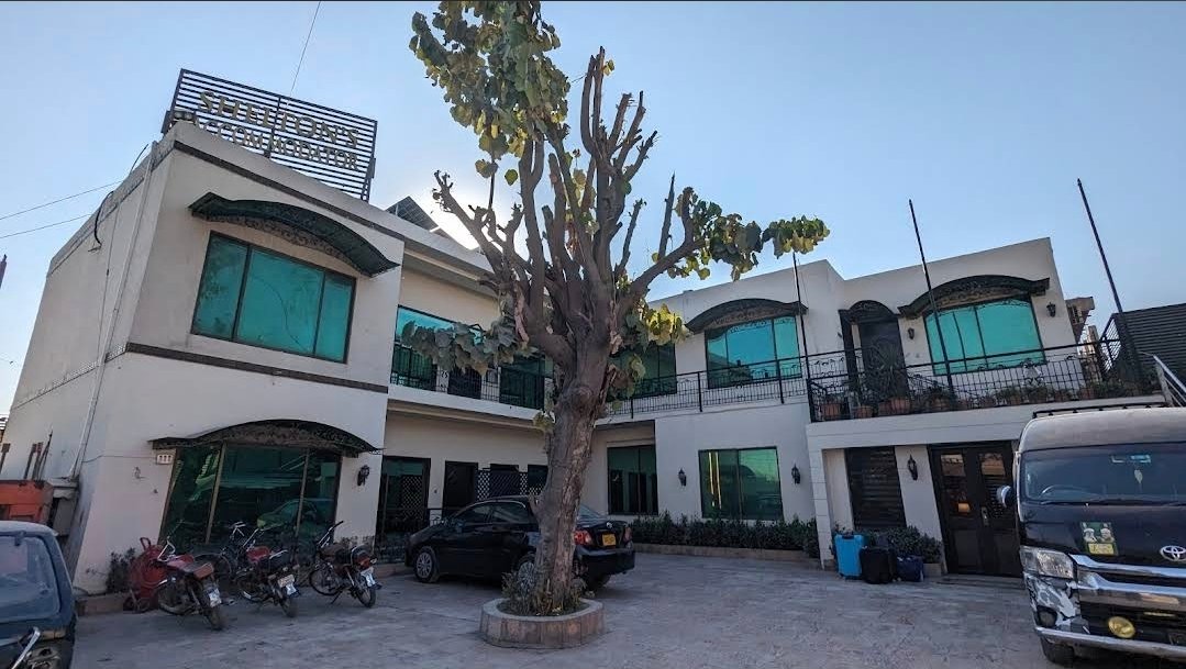 Shelton s Accommodator Peshawar