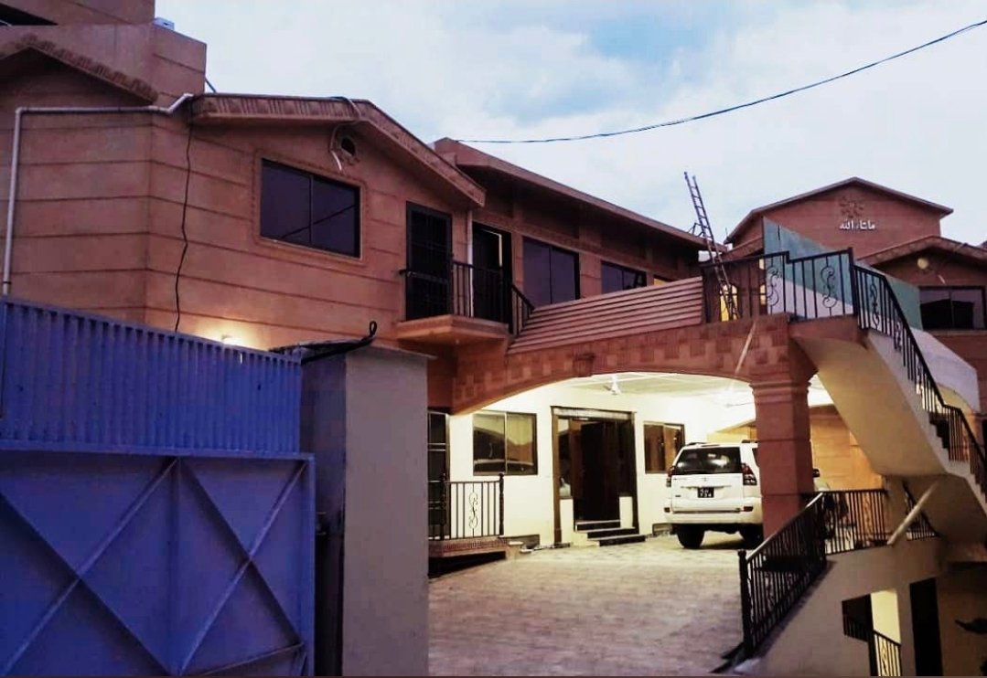 Hotel Luxury Palace Peshawar