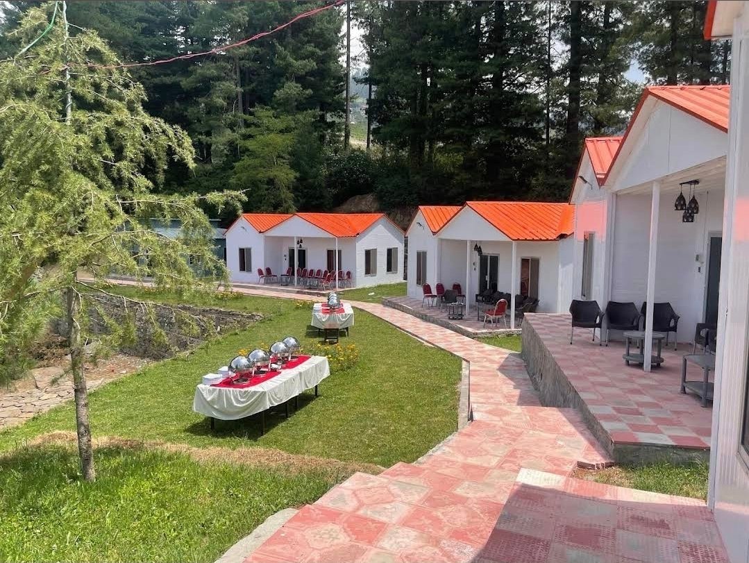 Crown Palace Hotel and Restaurant Malam Jaba Swat