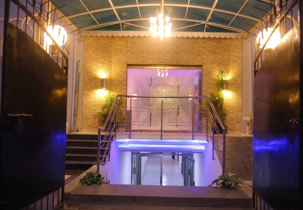 Royal Inn Hotel karachi