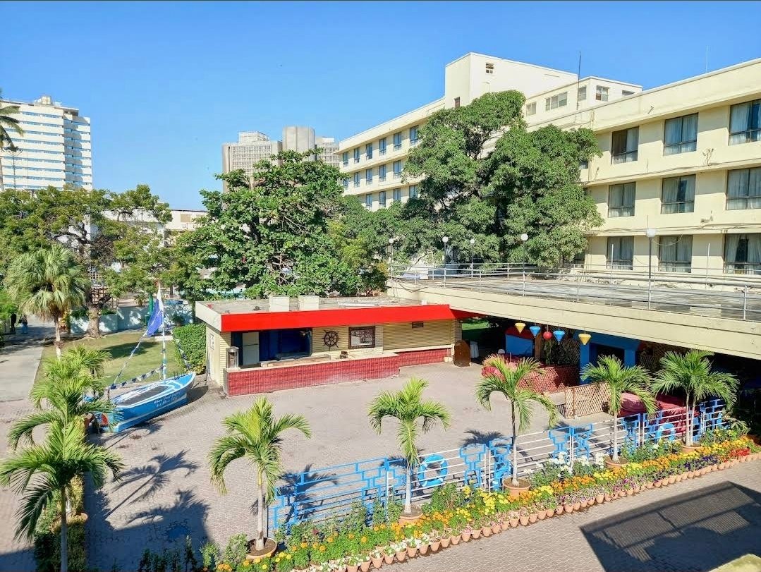 Beach Luxury Hotel