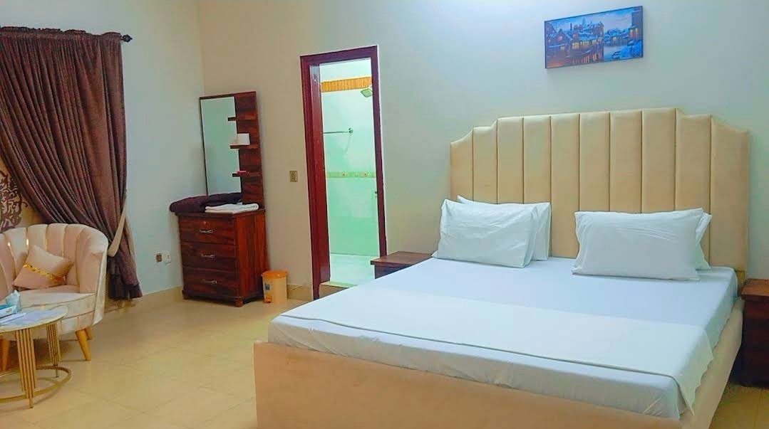 Seaview Luxury Hotel